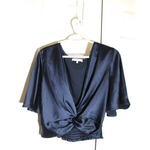 RO & DE Navy Blue Satin Twist Front Cropped Blouse sz S